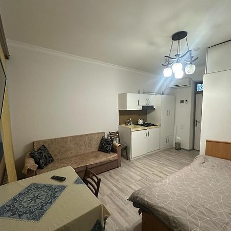 Hellobaku Apartment In Old City Екстер'єр фото