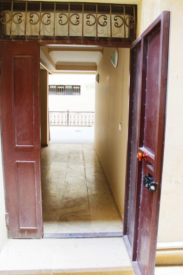 Hellobaku Apartment In Old City Екстер'єр фото