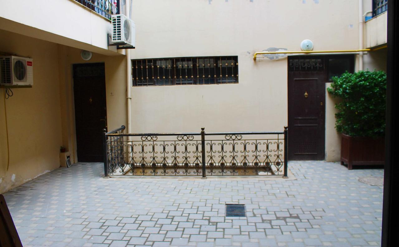 Hellobaku Apartment In Old City Екстер'єр фото